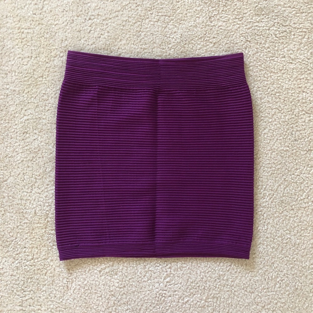 Guess Ribbed Bodycon Mini Skirt - Picture 1 of 5